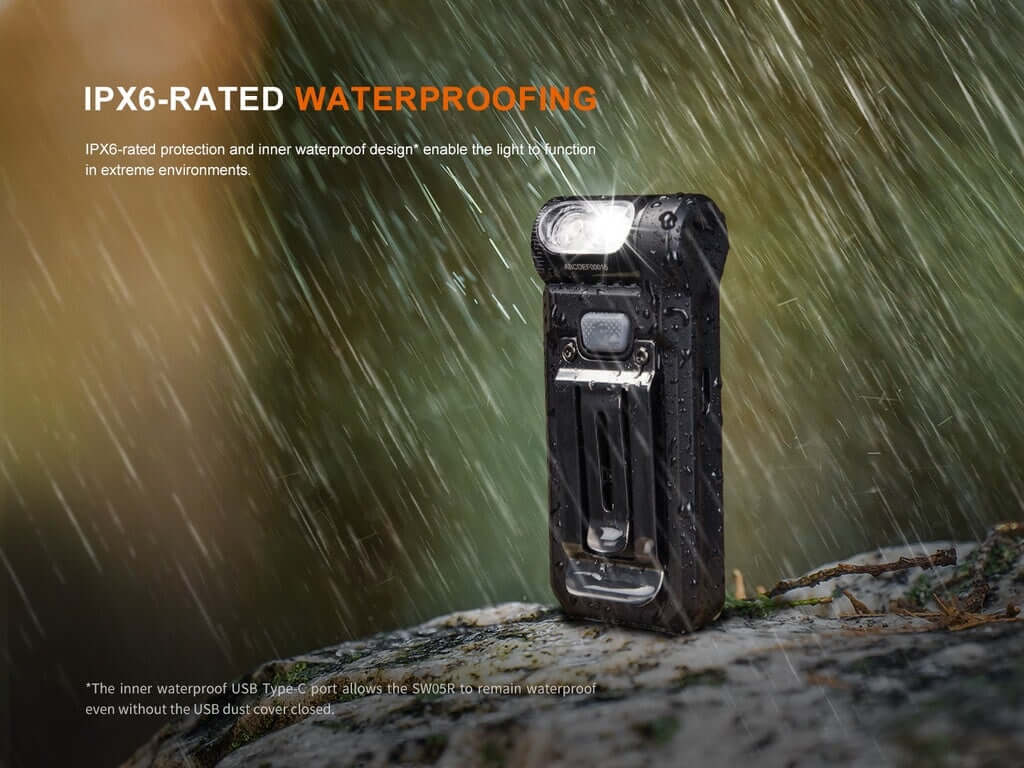 Fenix SW05R-RED - 150 lumens Red &amp; White Lights Flashlight